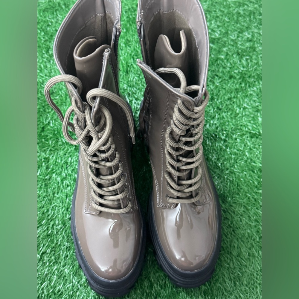 BAMBOO Taupe Patent Lace-Up Platform Combat Boots